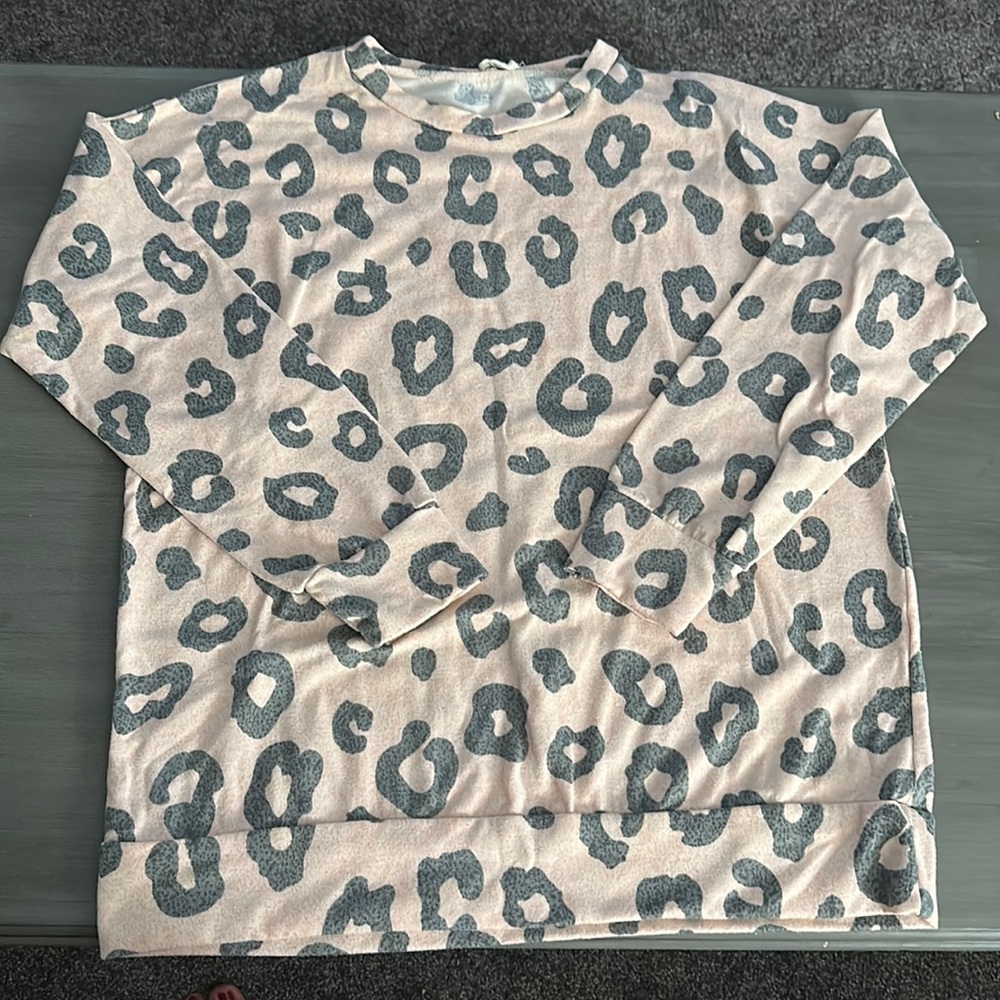 Bombom pink & gray long sleeve blouse